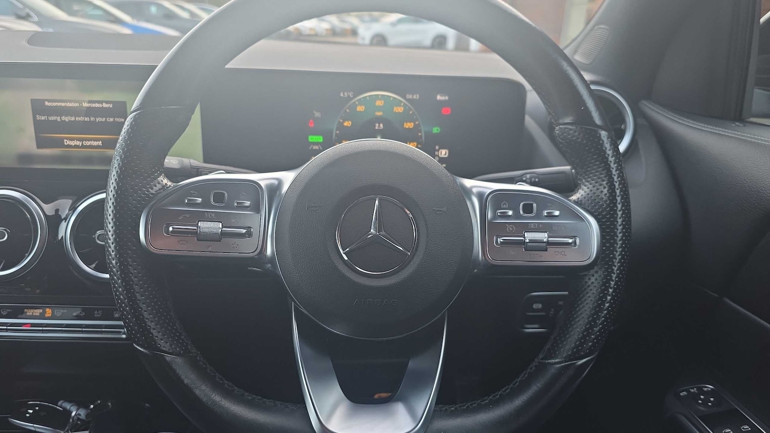 Used Mercedes-Benz GLA 2022 for sale - 77810812: Photo 9