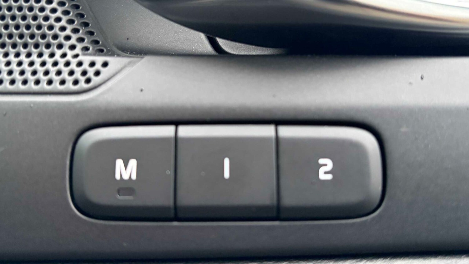 Used Volvo XC40 2021 for sale - 77308330: Photo 17