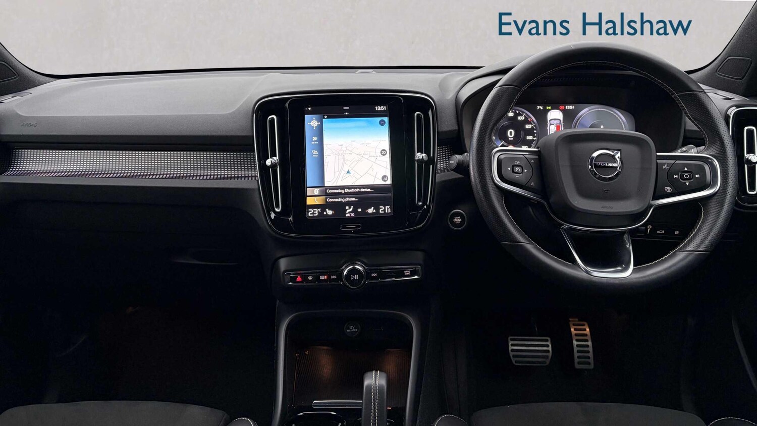 Used Volvo XC40 2021 for sale - 77308330: Photo 8