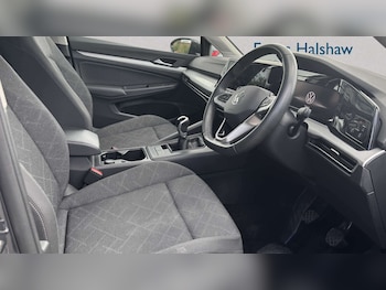 Used Volkswagen Golf 2023 for sale - 78967498: Photo