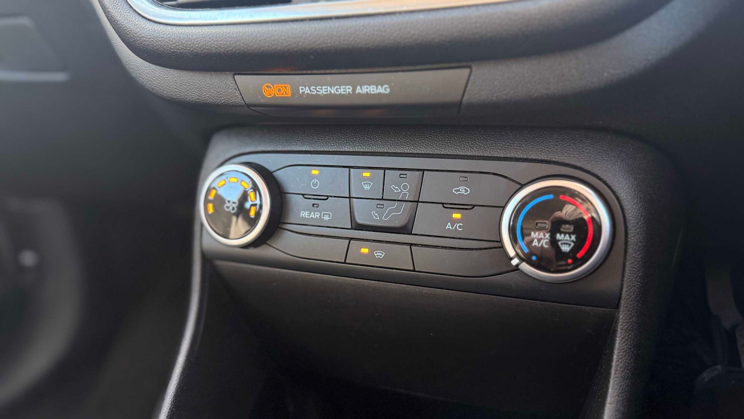 Used Ford Fiesta 2018 for sale - 77943035: Photo 15