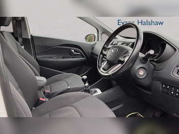 Used Kia Rio 2015 for sale - 78104699: Photo