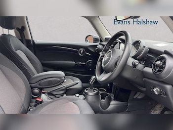 Used MINI Hatch 2022 for sale - 77711229: Photo