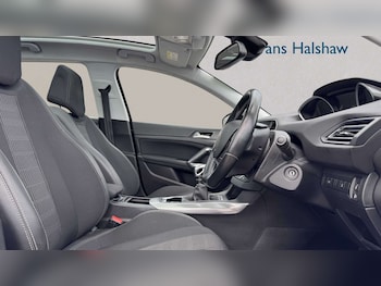 Used Peugeot 308 2018 for sale - 78800581: Photo