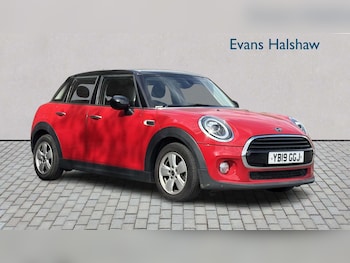 Used MINI Hatch 2019 for sale - 79523647: Photo