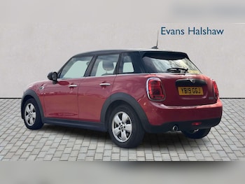 Used MINI Hatch 2019 for sale - 79523647: Photo