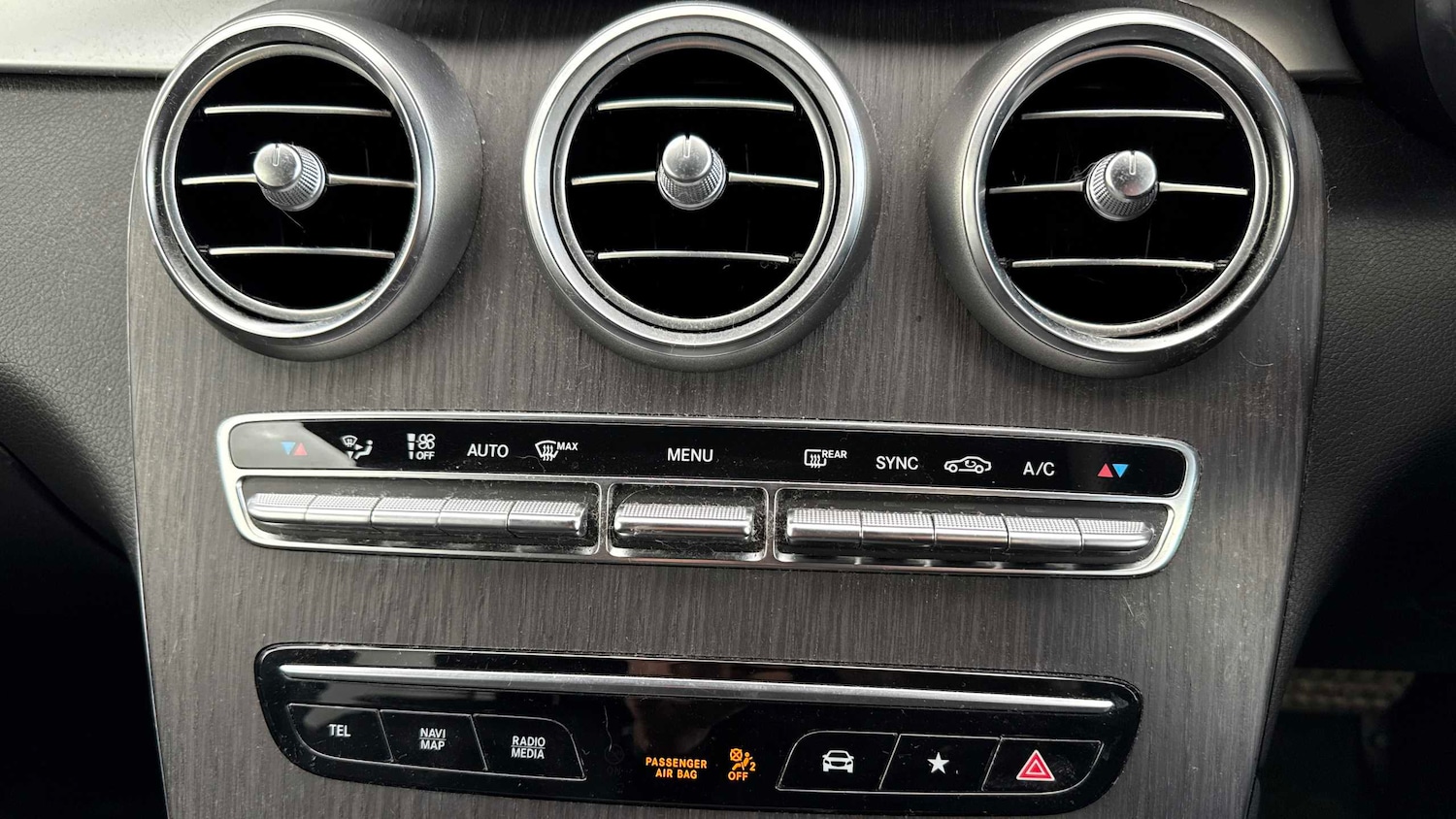 Used Mercedes-Benz GLC 2019 for sale - 76401434: Photo 14