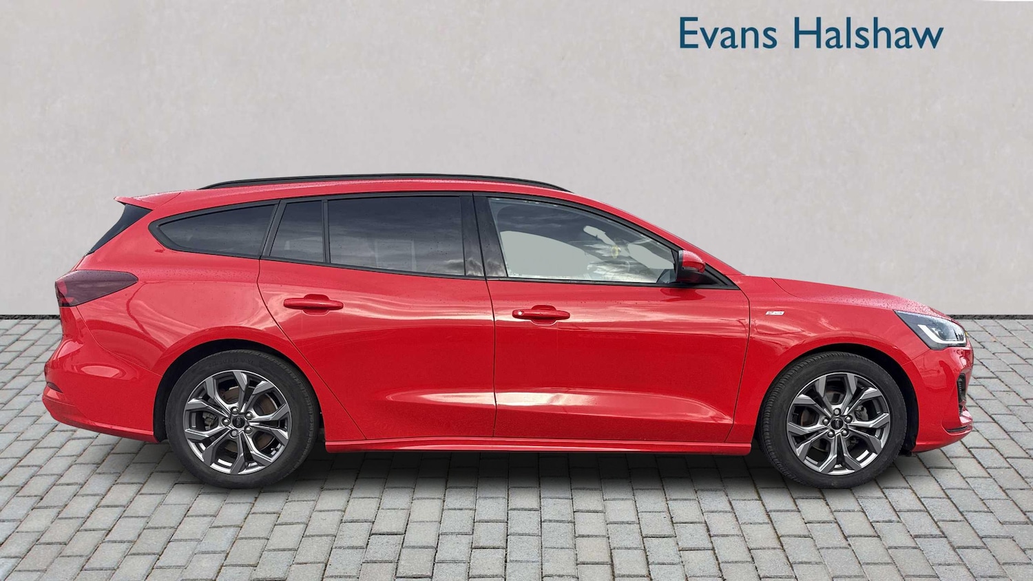 Used Ford Focus 2022 for sale - 76401414: Photo 3