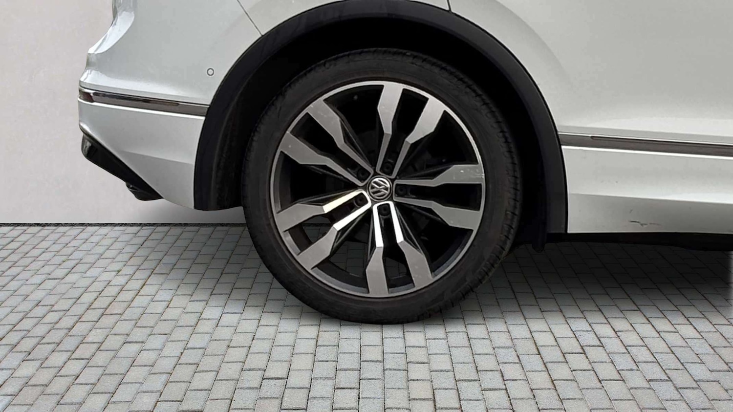 Used Volkswagen Tiguan 2019 for sale - 77786988: Photo 7