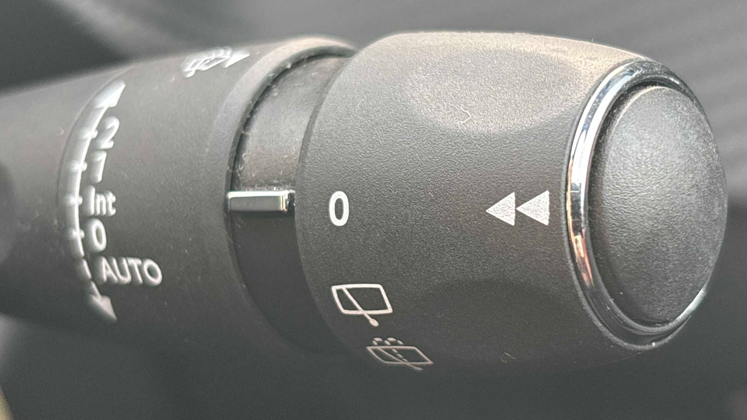 Used Peugeot 2008 2023 for sale - 76501774: Photo 15