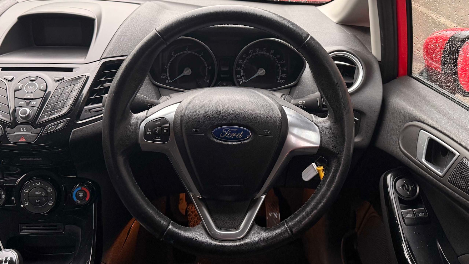 Used Ford Fiesta 2015 for sale - 76624582: Photo 12