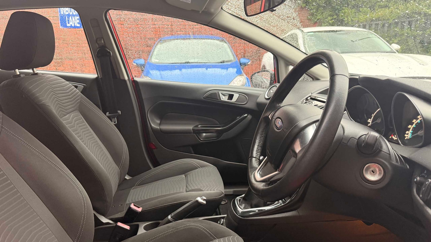 Used Ford Fiesta 2015 for sale - 76624582: Photo 3