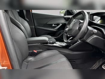 Used Peugeot 2008 2023 for sale - 79716488: Photo
