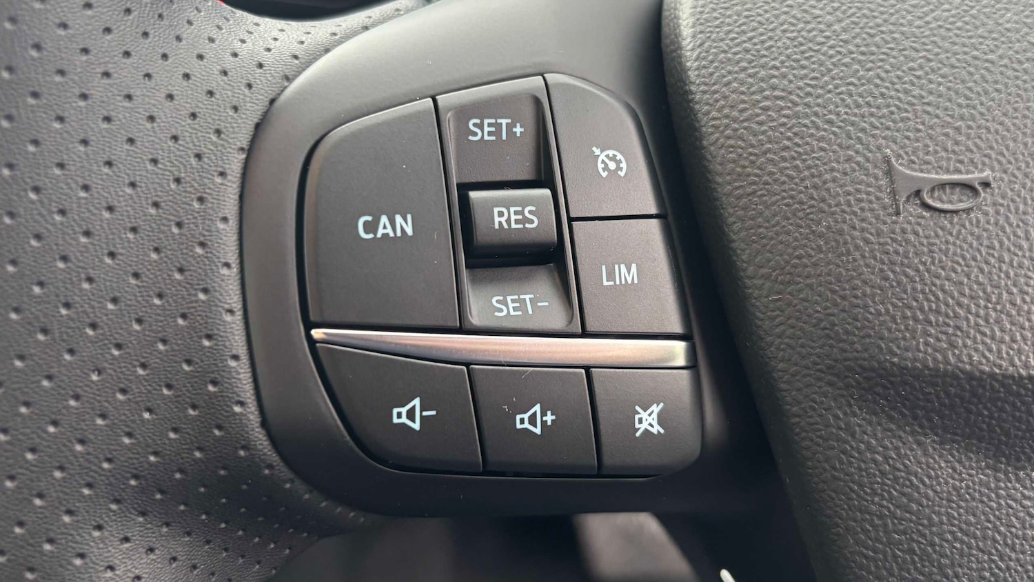 Used Ford Fiesta 2022 for sale - 77648991: Photo 32