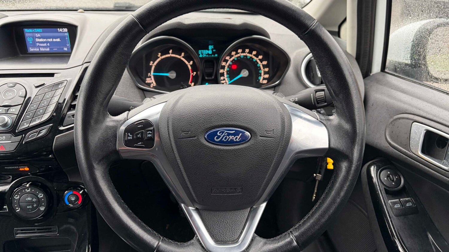 Used Ford Fiesta 2016 for sale - 77308440: Photo 12