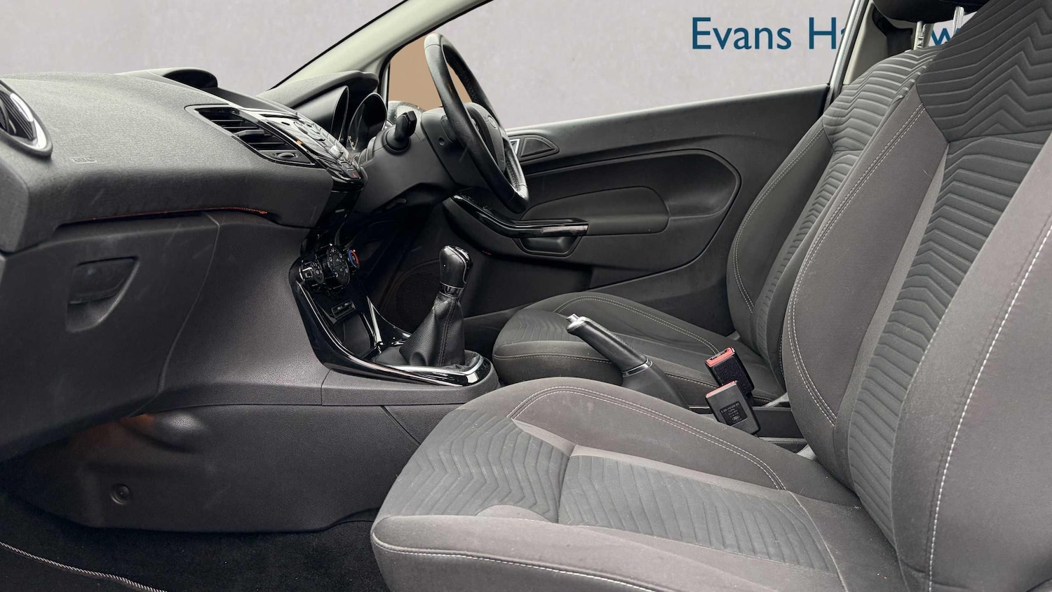 Used Ford Fiesta 2016 for sale - 77308440: Photo 9