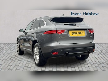 Used Jaguar F-Pace 2018 for sale - 77628067: Photo