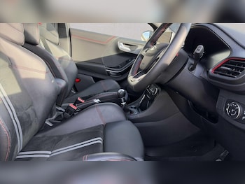 Used Ford Puma 2024 for sale - 76501907: Photo