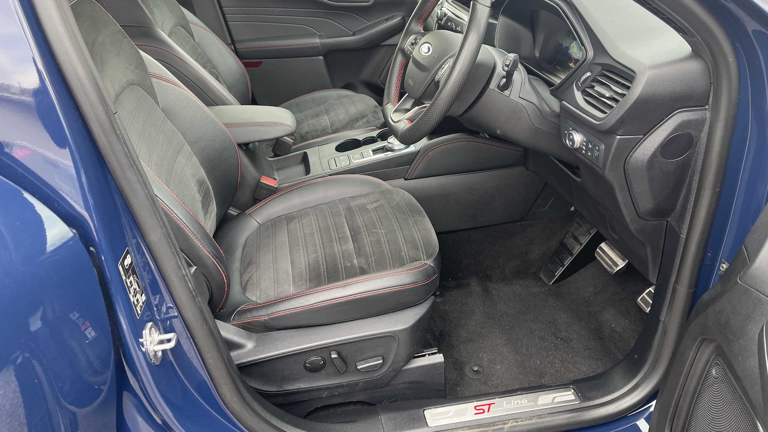 Used Ford Kuga 2022 for sale - 76636702: Photo 13