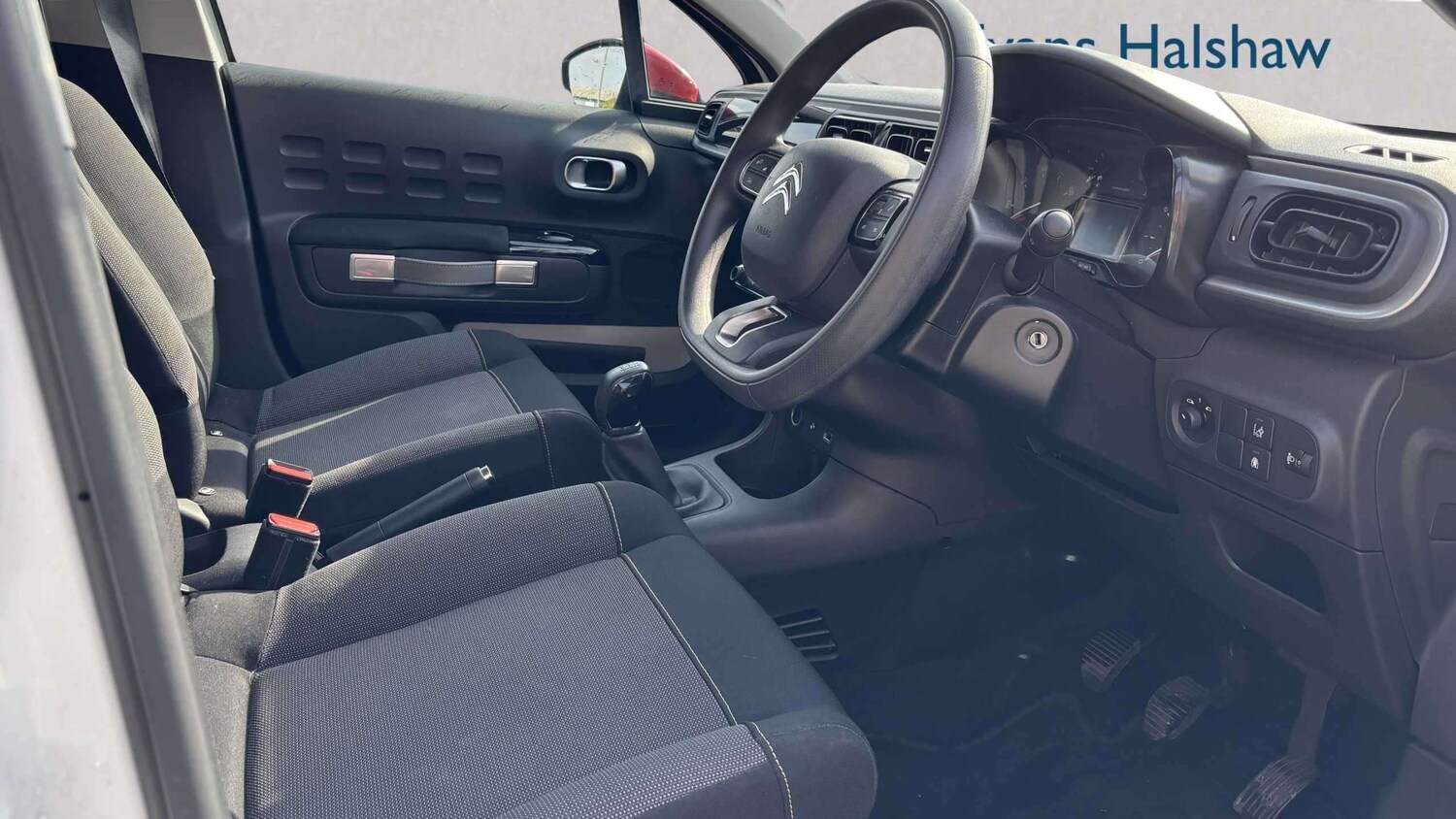 Used Citroen C3 2017 for sale - 77961106: Photo 3