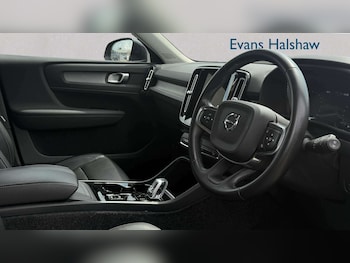 Used Volvo XC40 2021 for sale - 78800525: Photo