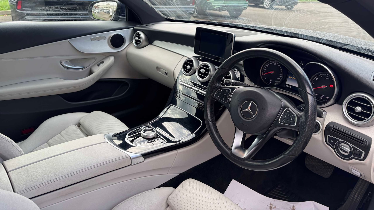 Used Mercedes-Benz C Class 2017 for sale - 76501903: Photo 6