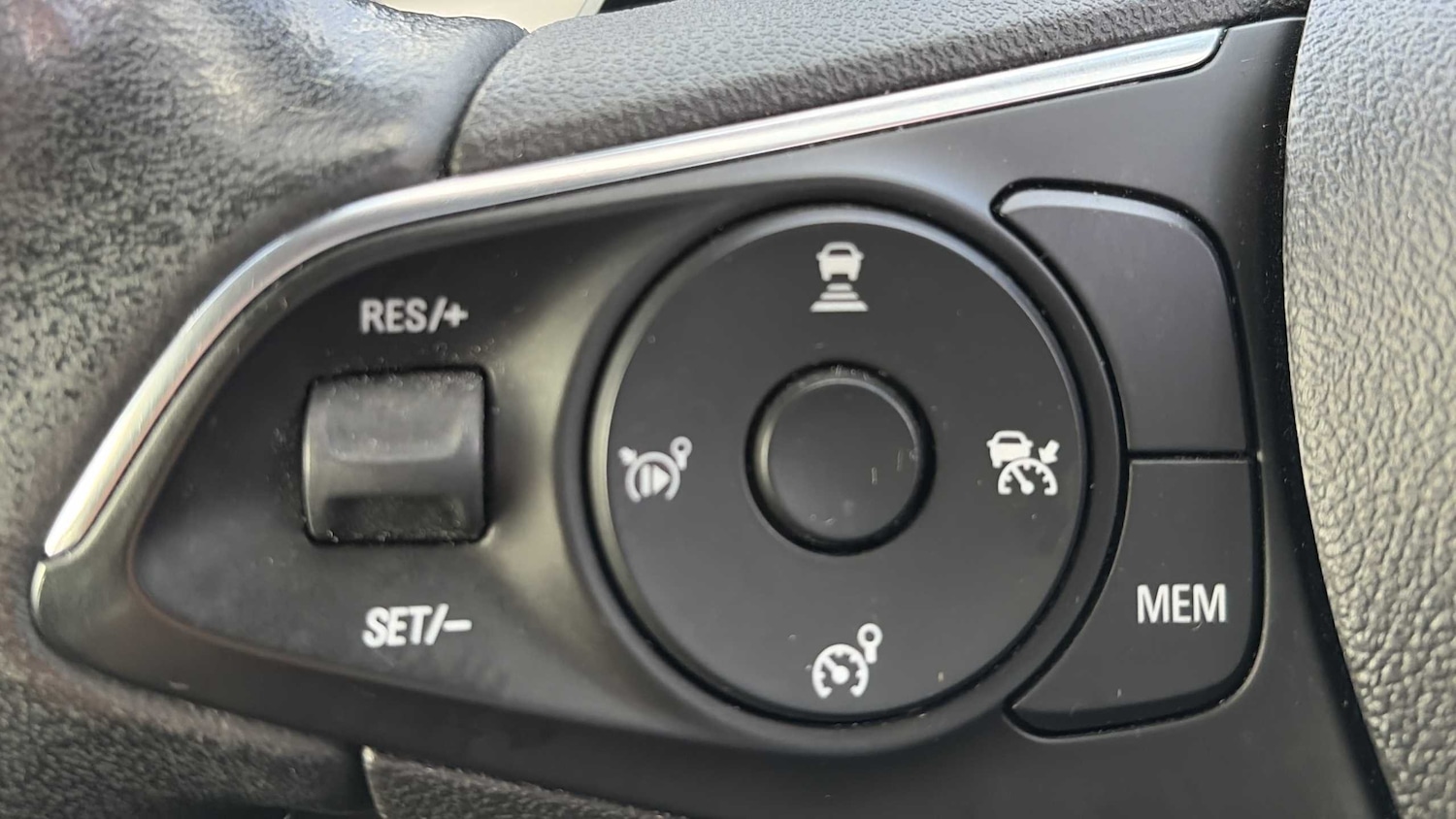 Used Vauxhall Mokka 2021 for sale - 76401258: Photo 15