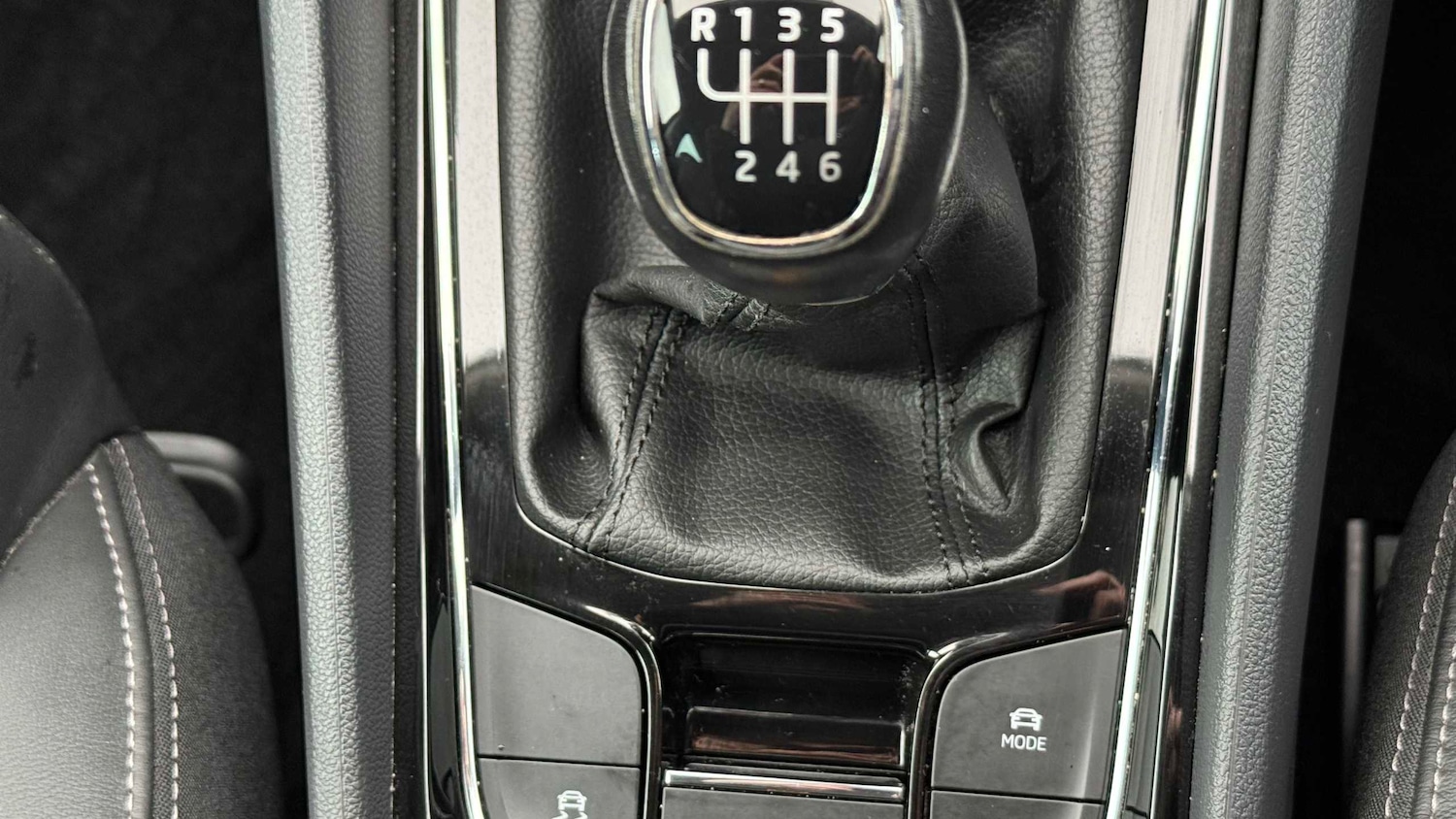 Used Skoda Karoq 2022 for sale - 76978772: Photo 17