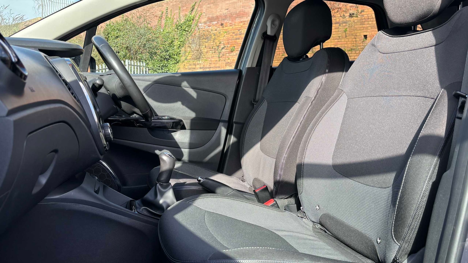 Used Renault Captur 2017 for sale - 77711204: Photo 9