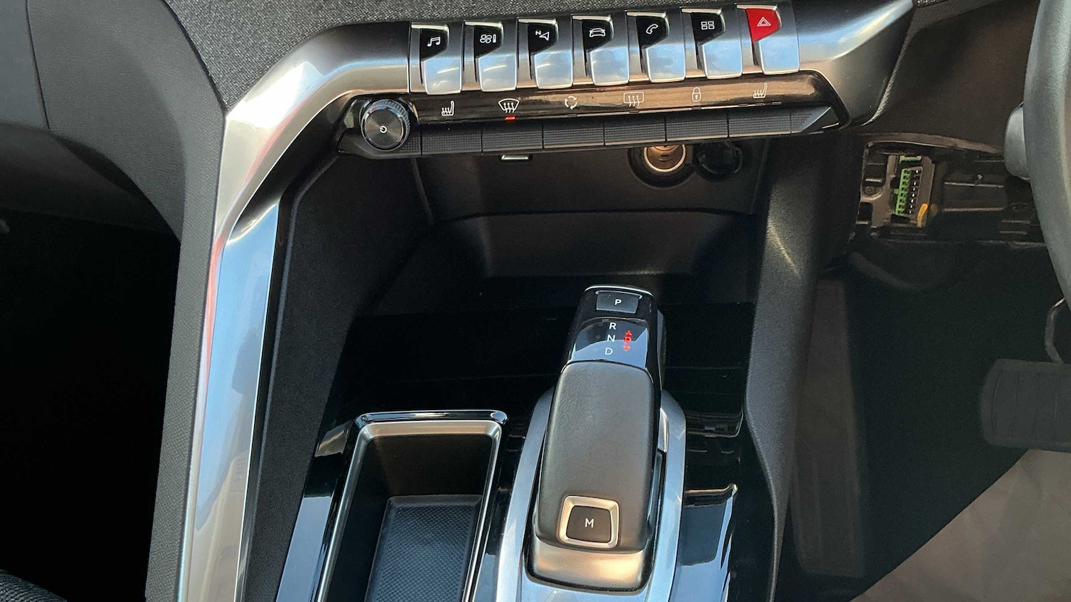 Used Peugeot 3008 2019 for sale - 76804938: Photo 16