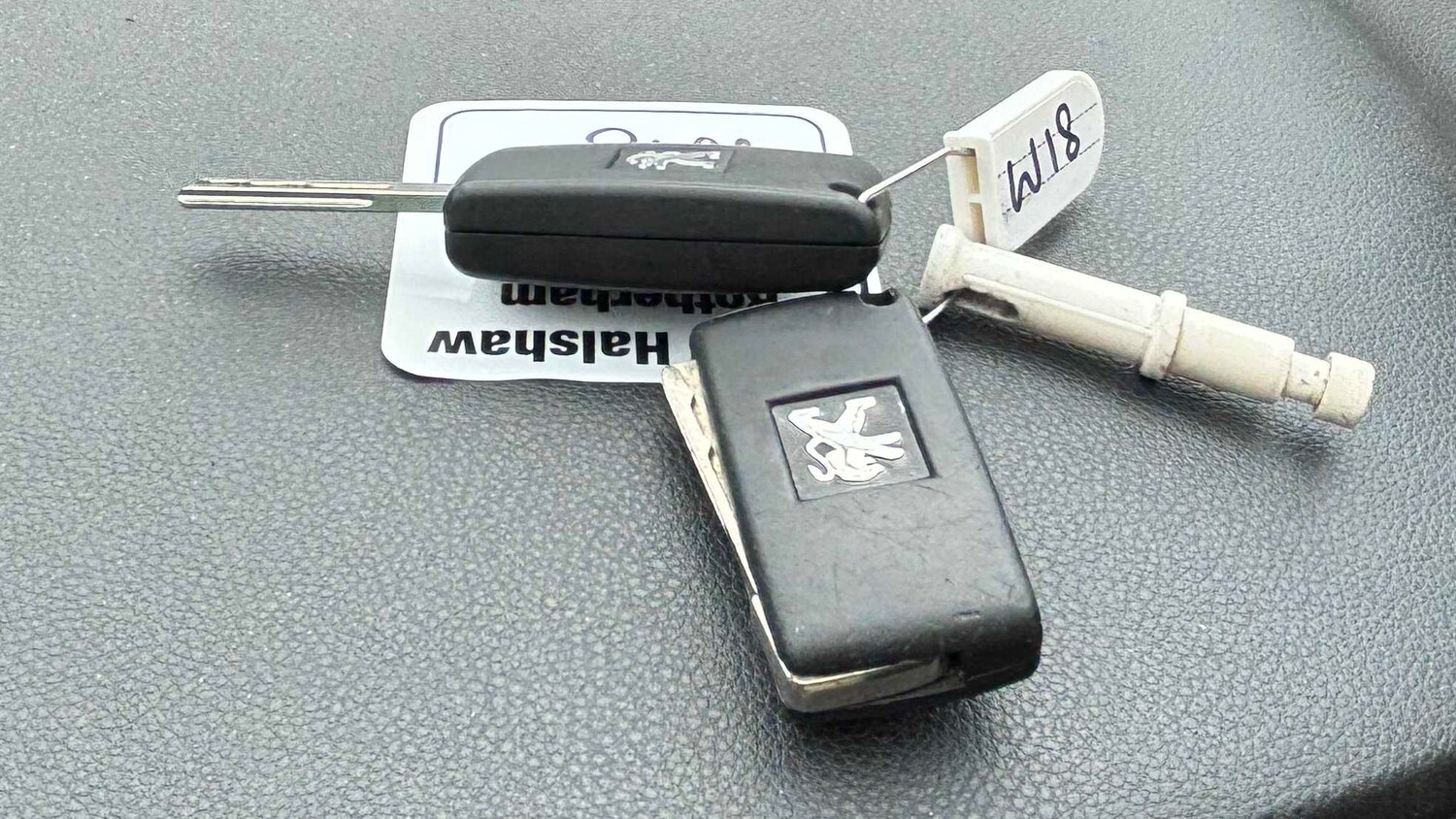 Used Peugeot 3008 2015 for sale - 78060140: Photo 17