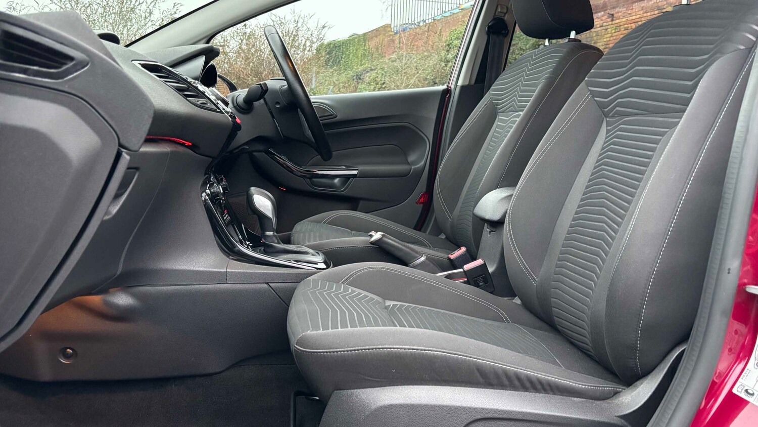 Used Ford Fiesta 2014 for sale - 77553115: Photo 9