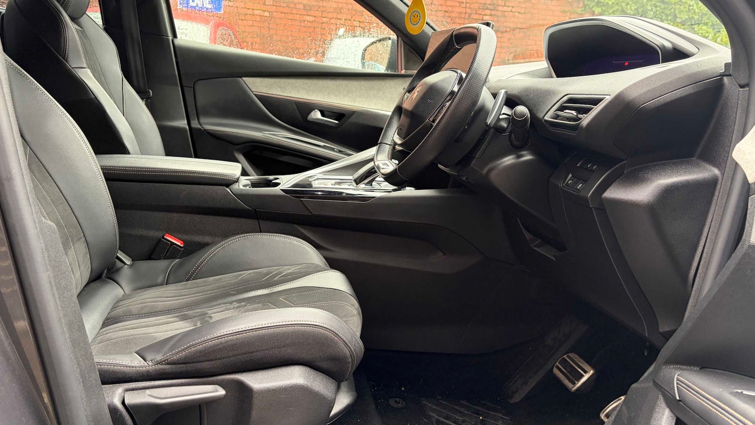 Used Peugeot 5008 2023 for sale - 77615347: Photo 3