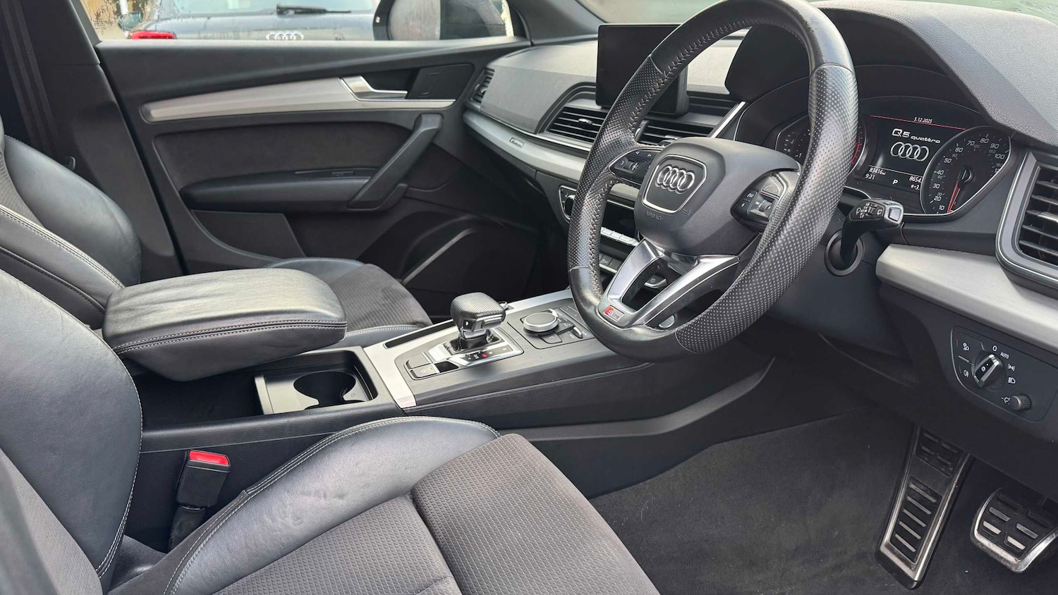 Used Audi Q5 2017 for sale - 76978695: Photo 3