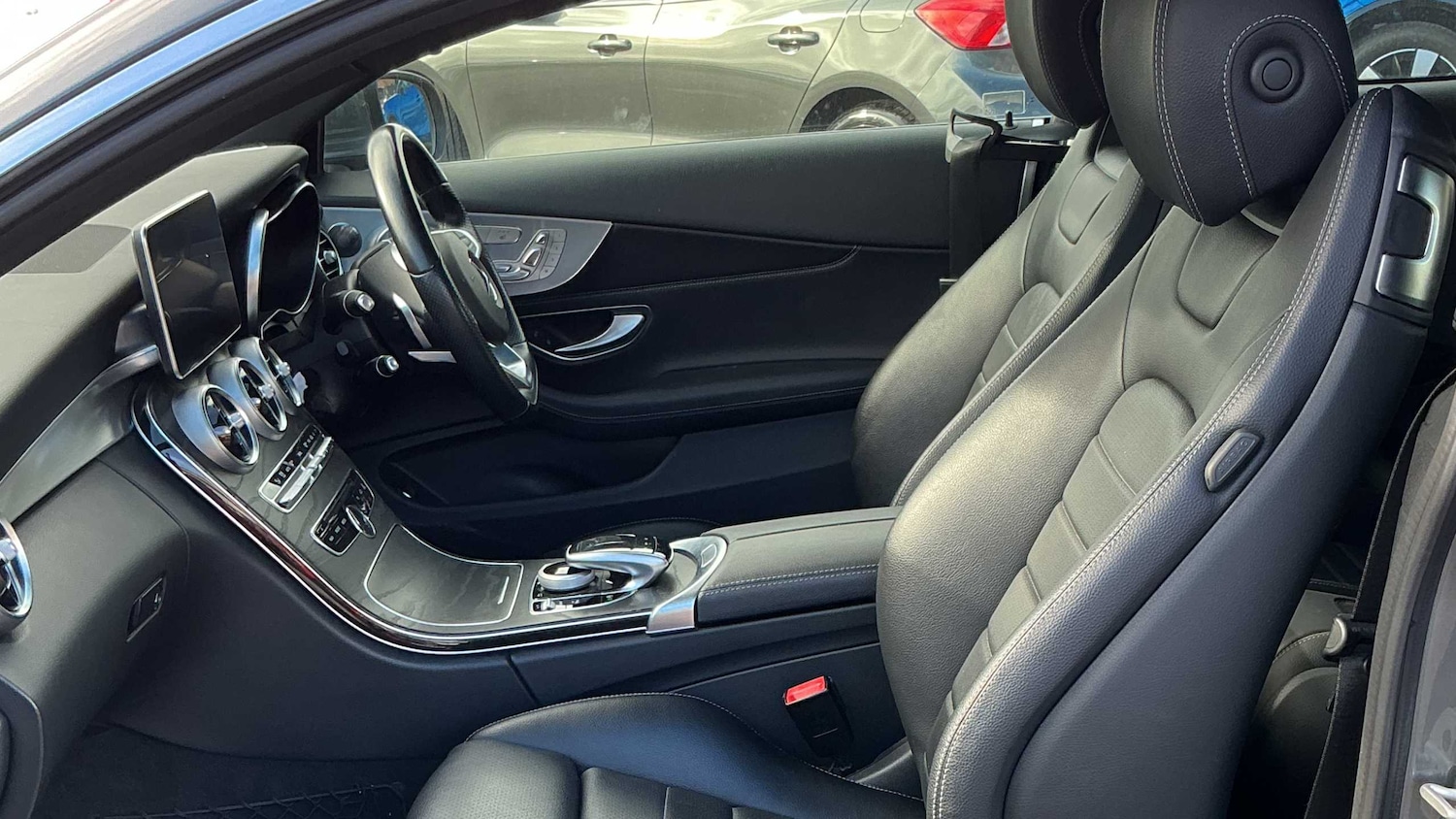 Used Mercedes-Benz C Class 2017 for sale - 76401212: Photo 9