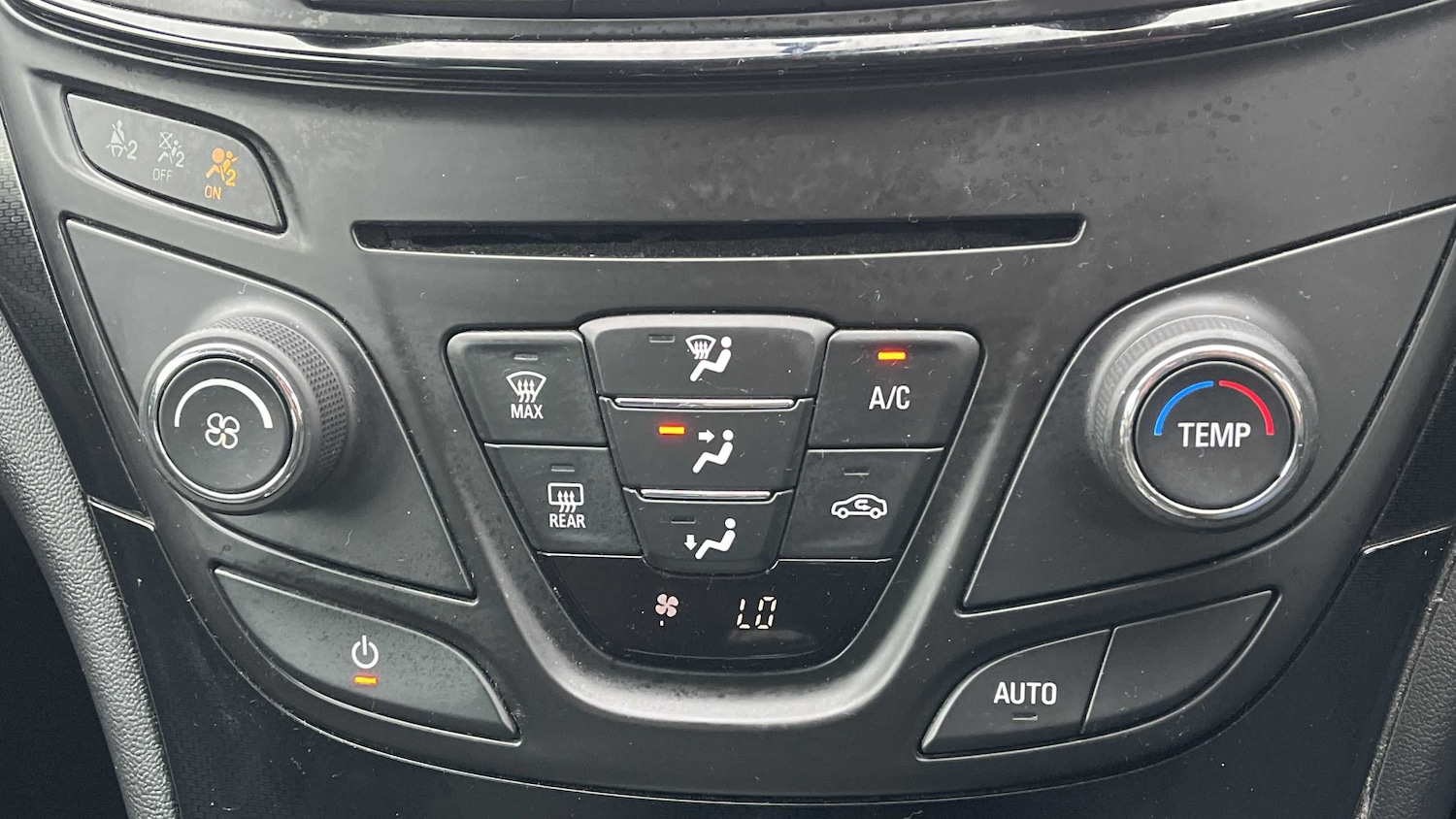 Used Vauxhall Insignia 2015 for sale - 76401355: Photo 16