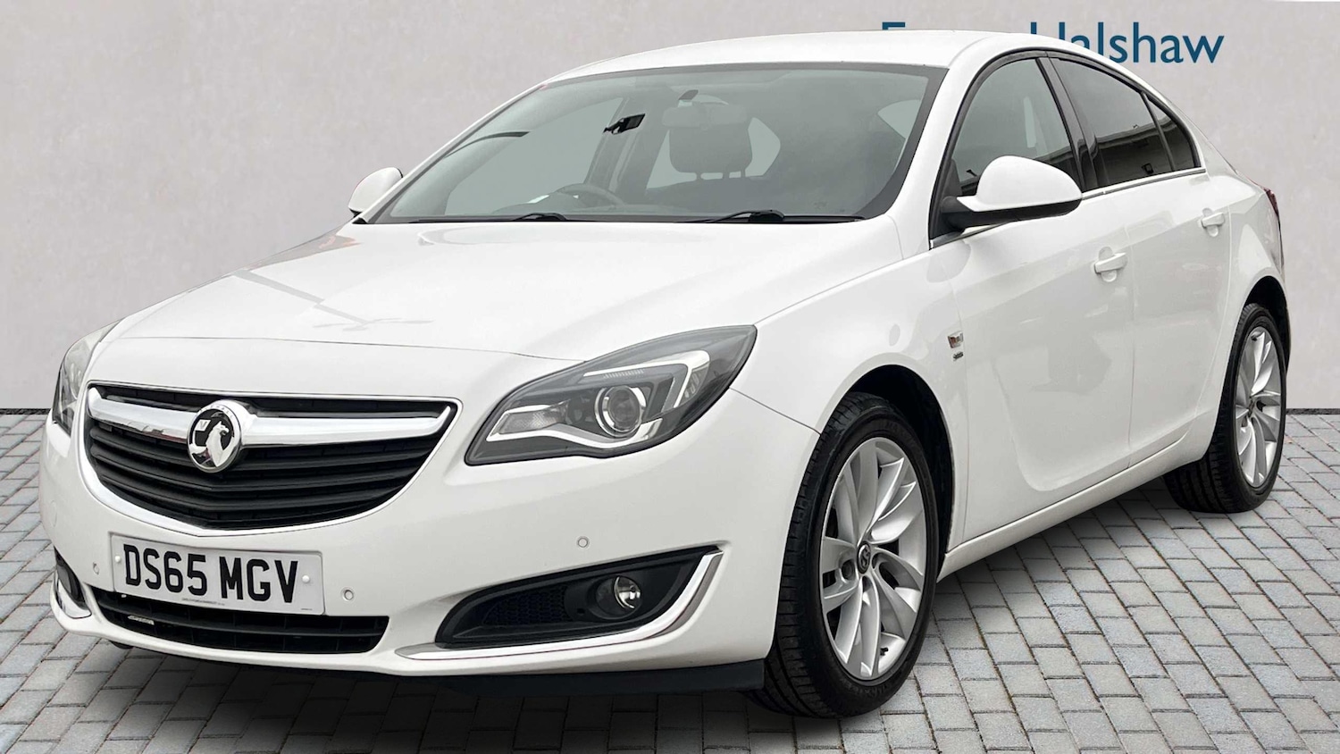 Used Vauxhall Insignia 2015 for sale - 76401355: Photo 2