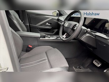 Used Vauxhall Astra 2023 for sale - 79052030: Photo