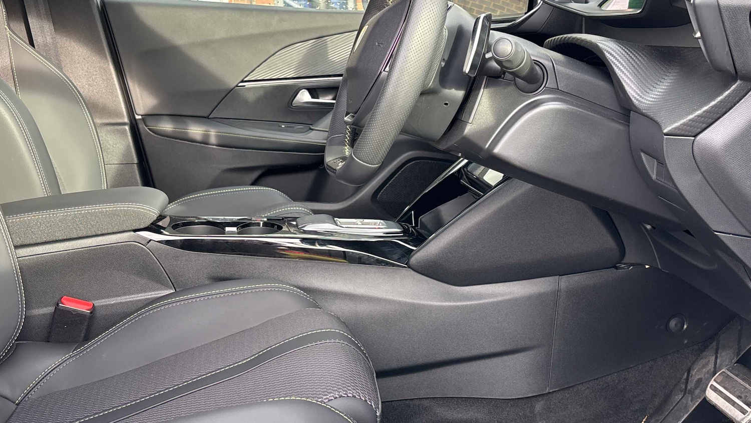 Used Peugeot 2008 2025 for sale - 77321731: Photo 3