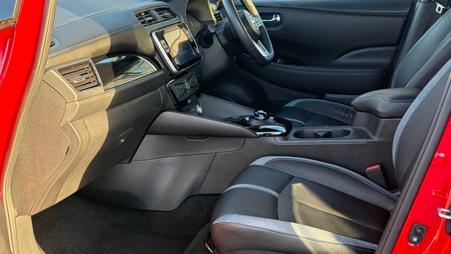 Used Nissan Leaf 2022 for sale - 77000163: Photo 9