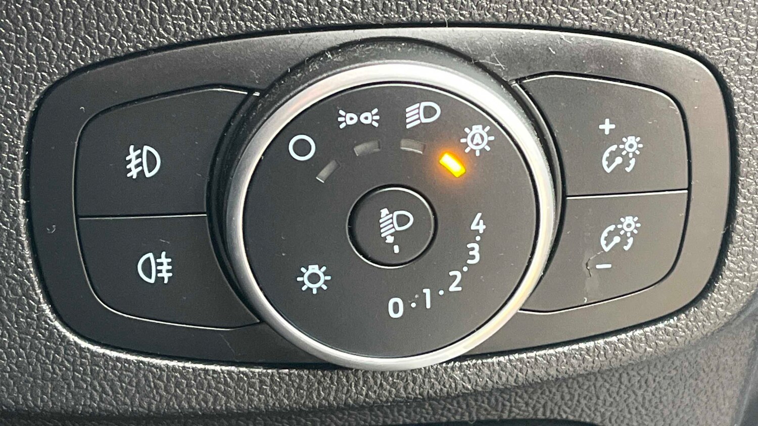 Used Ford Focus 2019 for sale - 77648990: Photo 17