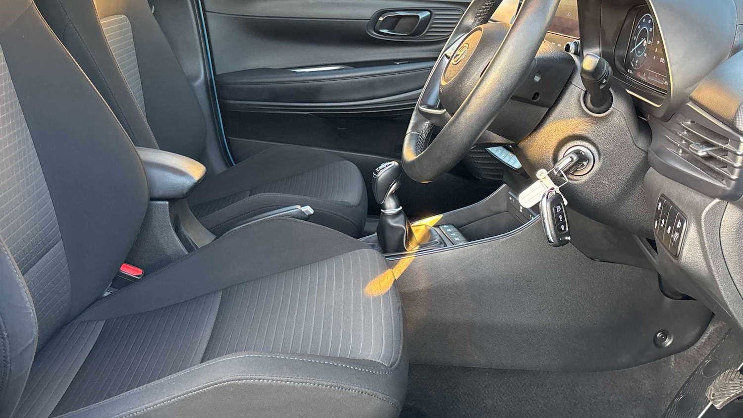 Used Hyundai i20 2022 for sale - 76648961: Photo 3