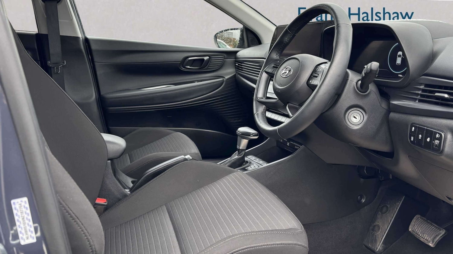 Used Hyundai i20 2022 for sale - 77698891: Photo 3