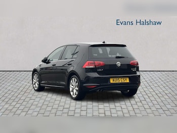 Used Volkswagen Golf 2015 for sale - 77443400: Photo