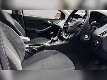 Used Ford Focus 2018 for sale - 79648881: Photo