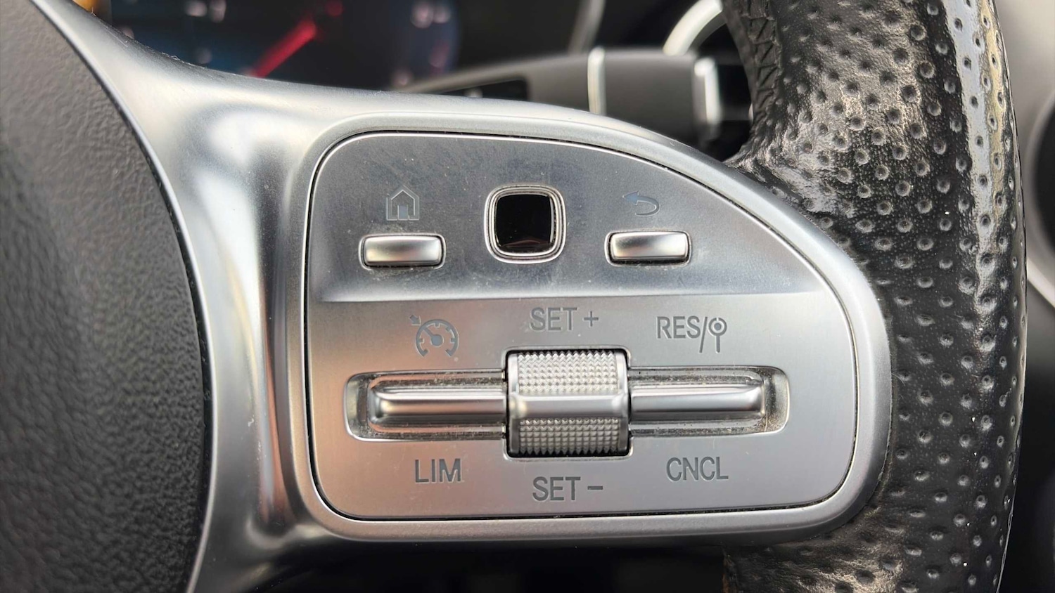 Used Mercedes-Benz C Class 2018 for sale - 77022205: Photo 13