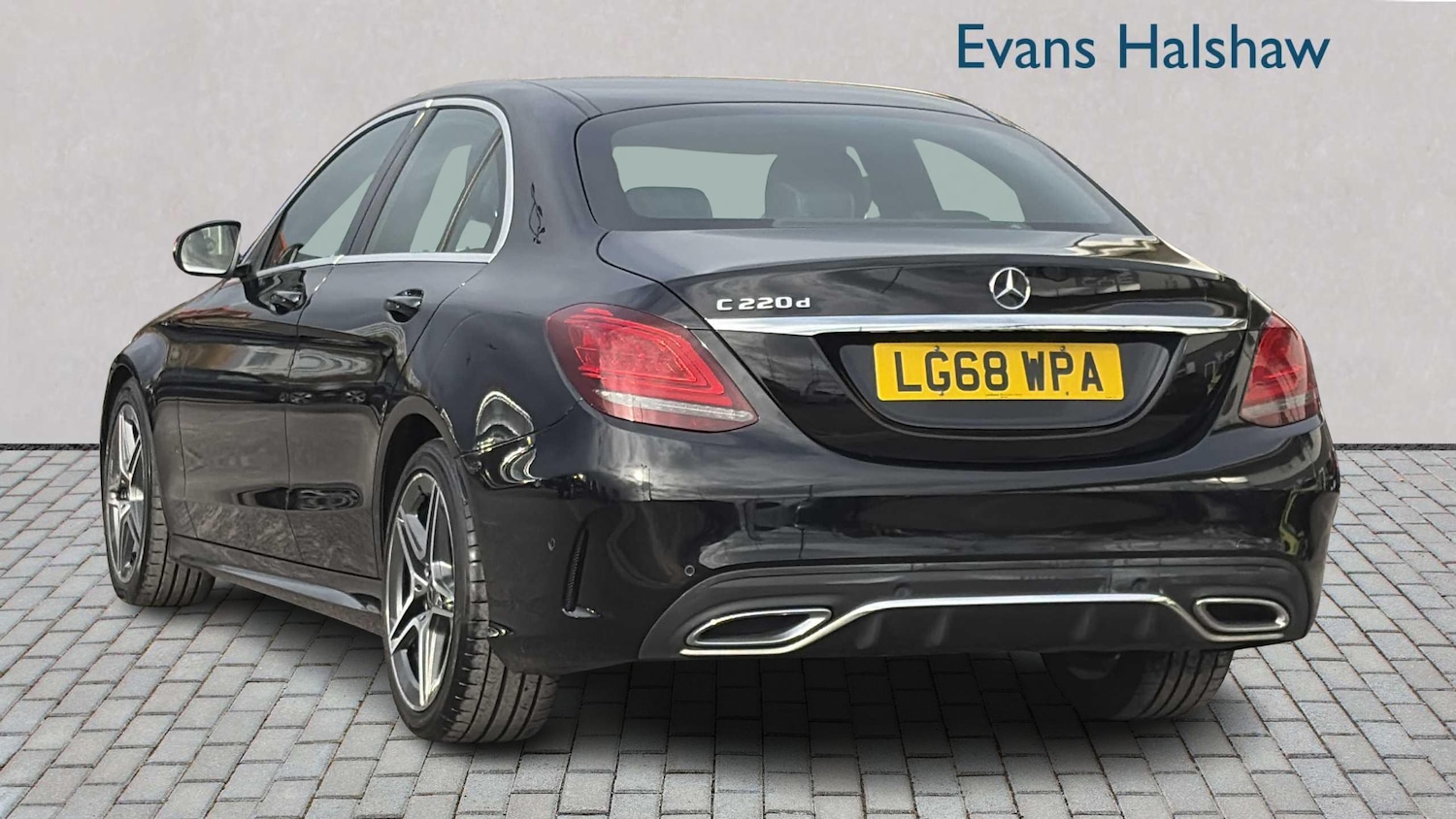 Used Mercedes-Benz C Class 2018 for sale - 77022205: Photo 2