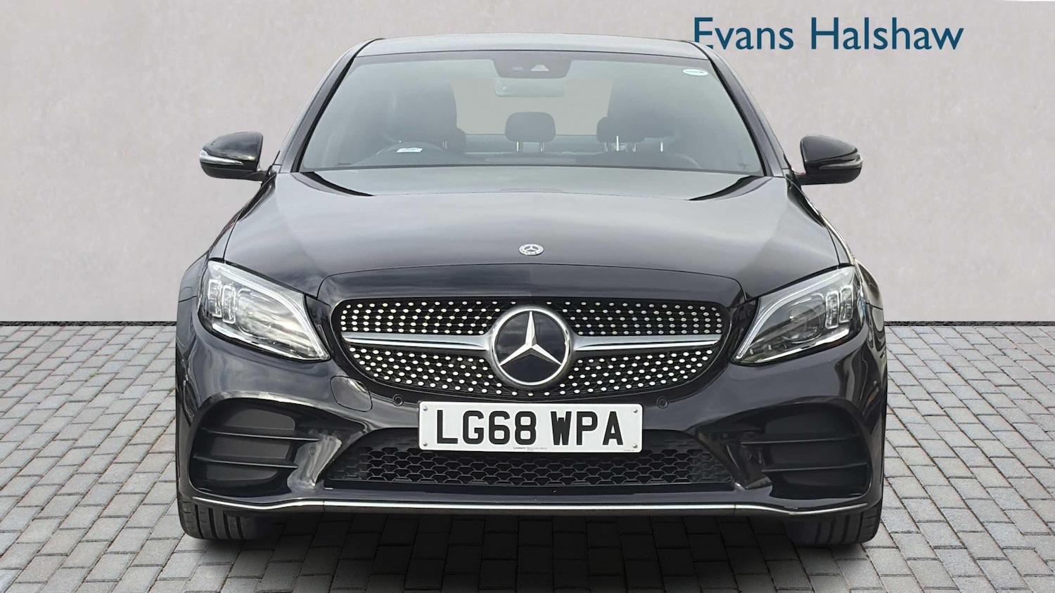 Used Mercedes-Benz C Class 2018 for sale - 77022205: Photo 4