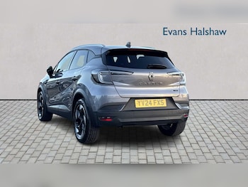 Used Renault Captur 2024 for sale - 76718097: Photo