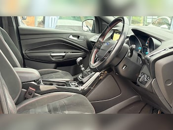 Used Ford Kuga 2018 for sale - 76842934: Photo